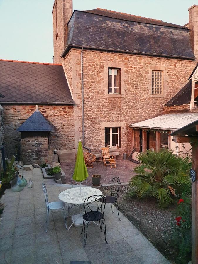 Les Forges Du Lou Apartman Jugon-les-Lacs Kültér fotó